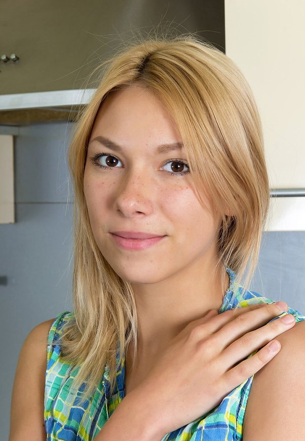 Мирослава, 23 года, 2 размер груди