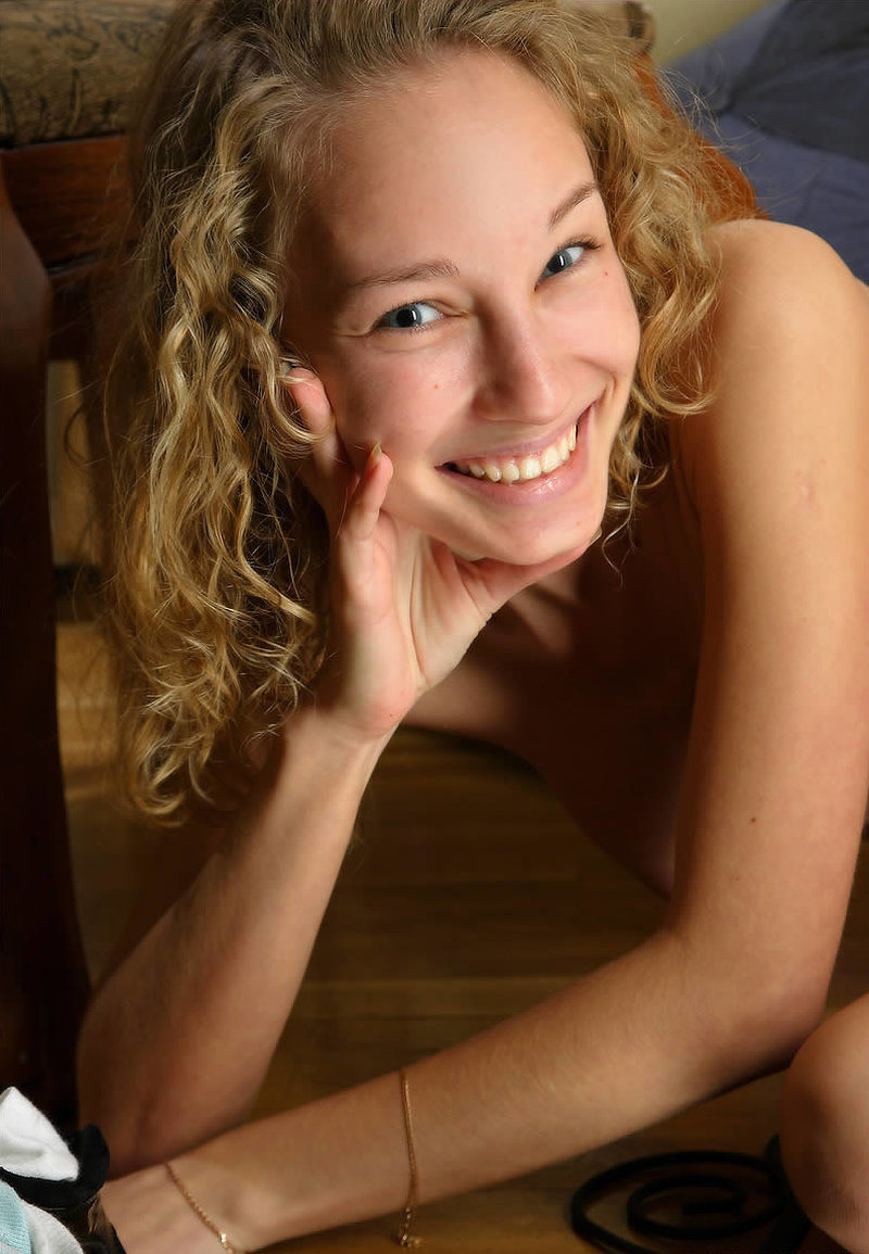 Лариса, 40 лет, 0 размер груди